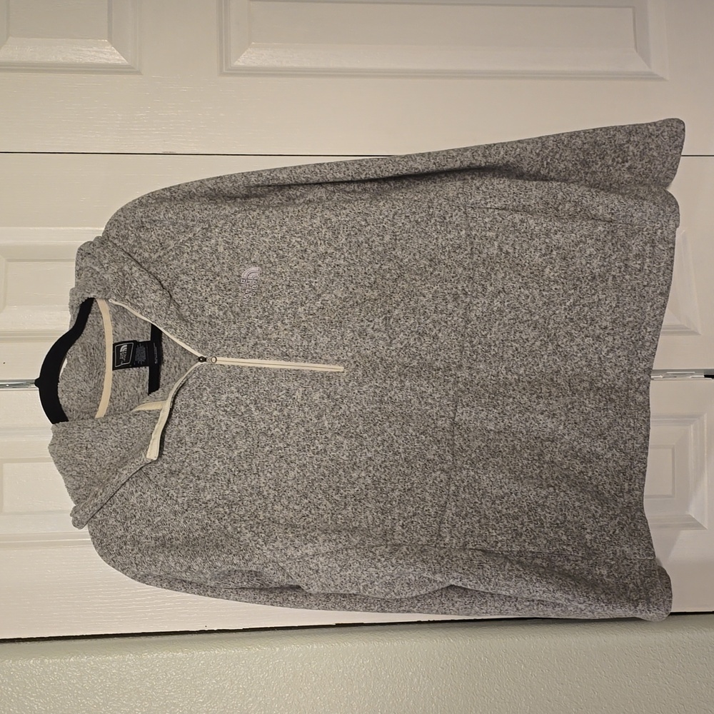North face half zip hoodie